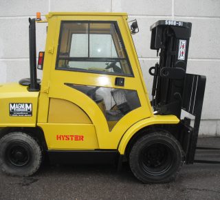 HYSTER H80FT WITH CAB UNIT 220